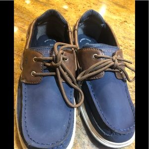 Navy blue Boys Sperrys